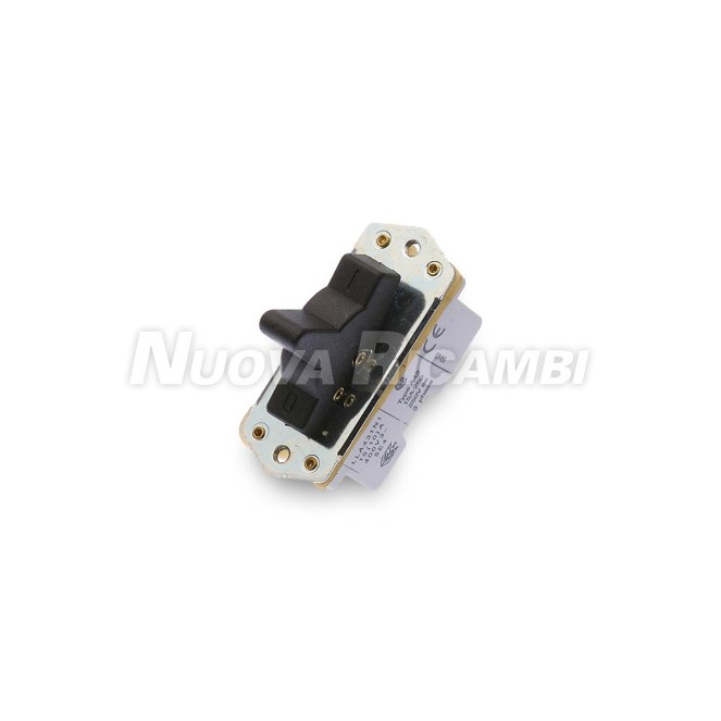 3 POLE SWITCH SILVER MC90-MPN