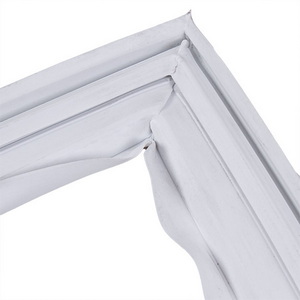 Уплотнительная резина для холодильной камеры Electrolux 2426448466 945x575 мм