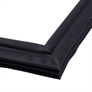 Ущільнювальна гума для морозильної камери Gorenje 233542 690x570 мм коричневий Ущільнювальна гума для морозильної камери Gorenje 233542 690x570 мм коричневий