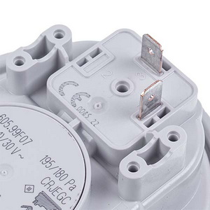 Реле тиску повітря (пресостат) Huba Control 195/180 Па для газового котла Viessmann 7856835