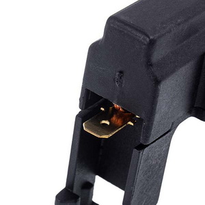 Щітки двигуна для пральної машини Indesit C00194594 (2 шт.) стрижень 13.5x4.9x34 Type L Щітки двигуна для пральної машини Indesit C00194594 (2 шт.) стрижень 13.5x4.9x34 Type L