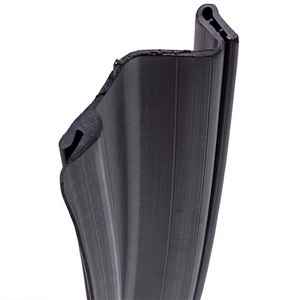 Ущільнювач дверей нижній для посудомийної машини Ariston L=600mm C00290247 Ущільнювач дверей нижній для посудомийної машини Ariston L=600mm C00290247