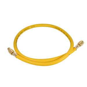 Набор заправочных шлангов C336-S (3 шт.x900mm 1/4'apos-5/16'apos SAE) для фреона R-410 Набор заправочных шлангов C336-S (3 шт.x900mm 1/4'apos-5/16'apos SAE) для фреона R-410